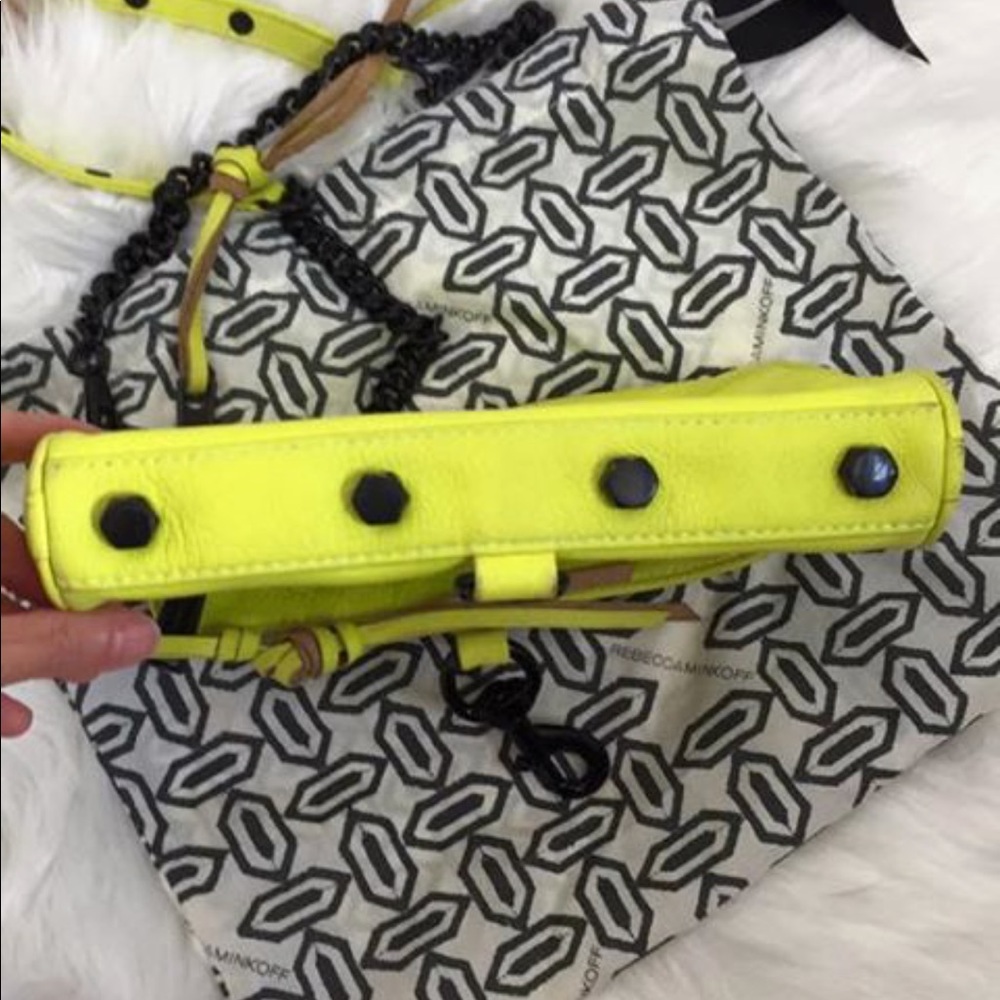 REBECCA MINKOFF Crossbody Bag - Picture 5 of 6